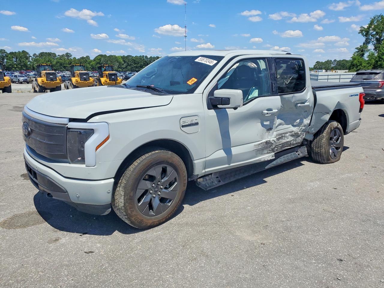 2023 Ford F150 Lightning Pro