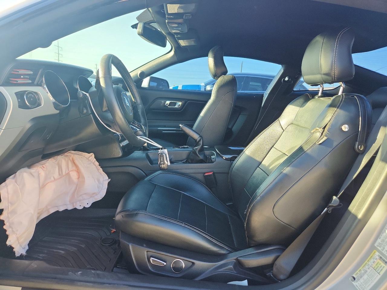 2017 Ford Mustang - Image 7