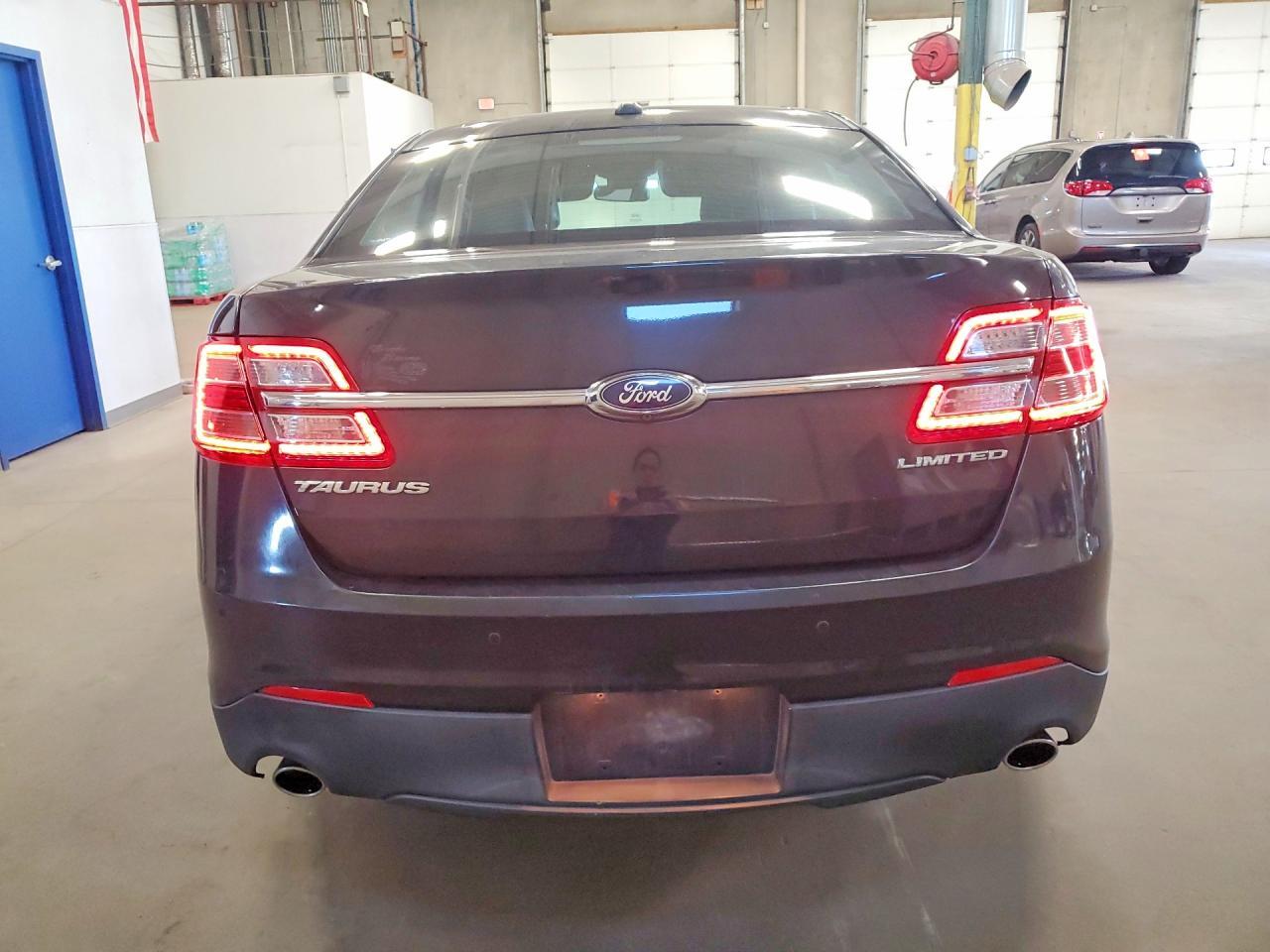 2013 Ford Taurus Limited - Фото 6