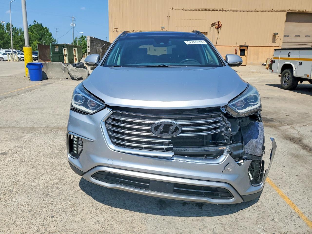 2017 Hyundai Santa Fe Limited Ultimate - Фото 5