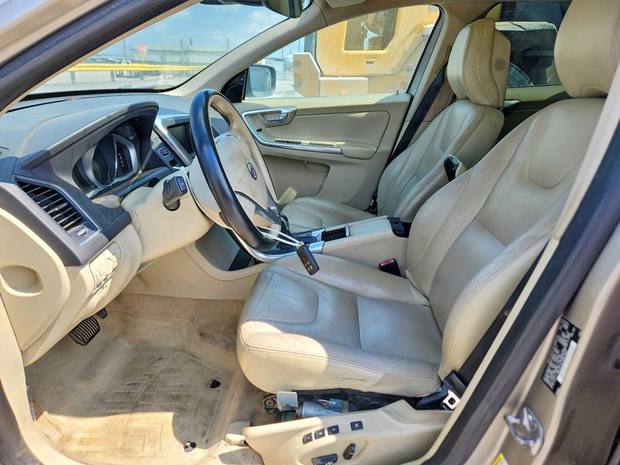 2015 Volvo Xc60 T5 Premier - Image 7