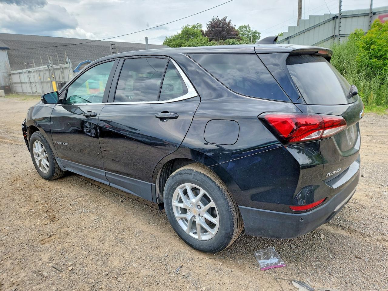 2024 Chevrolet Equinox Lt - Image 2