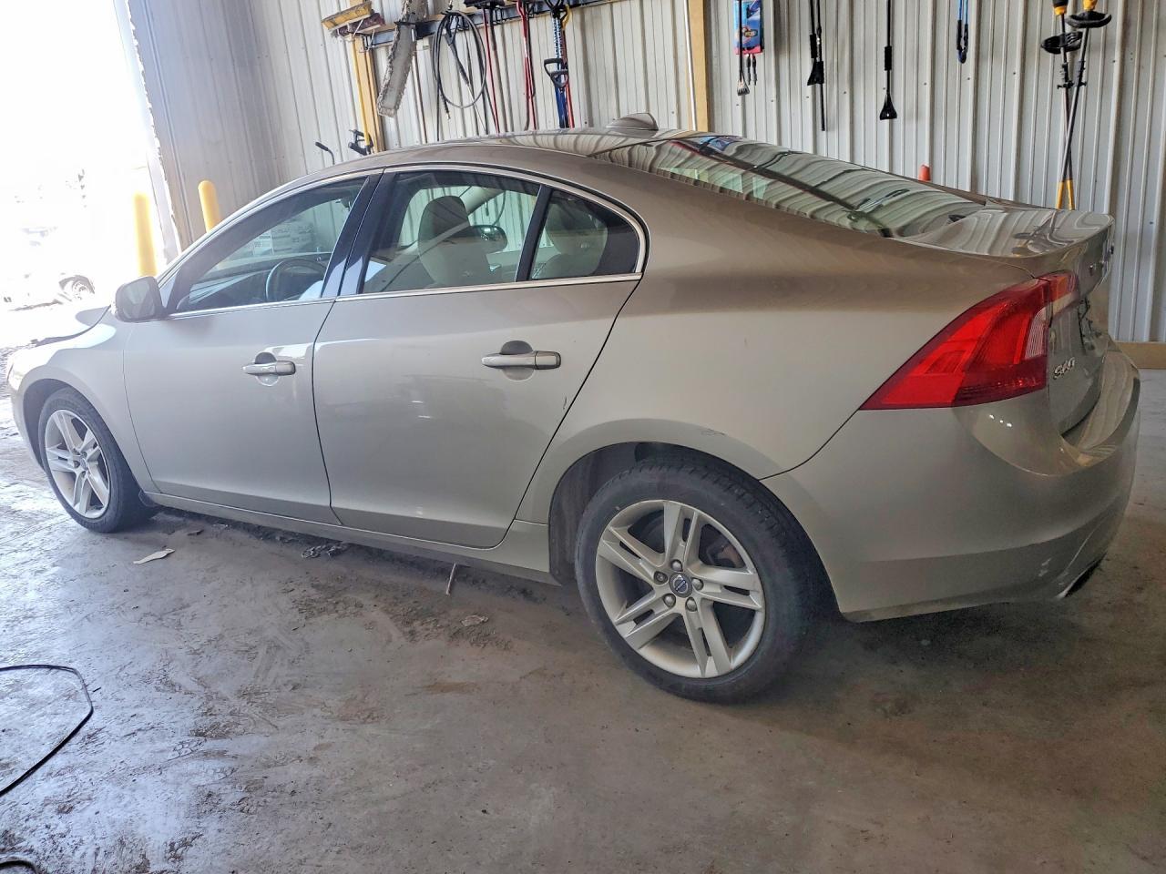 2015 Volvo S60 Premier - Image 2