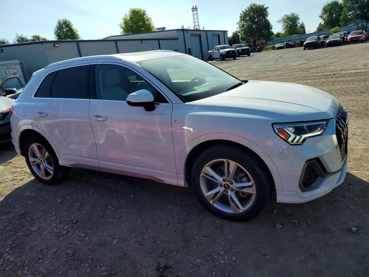 2023 Audi Q3 Premium Plus S Line 45 - Фото 4