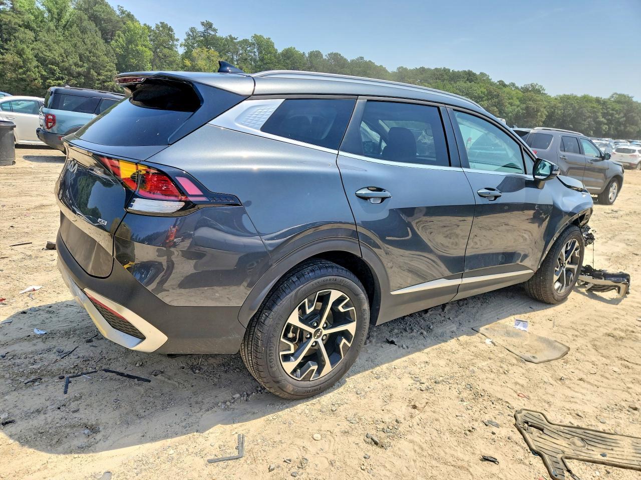 2024 Kia Sportage Ex - Image 3