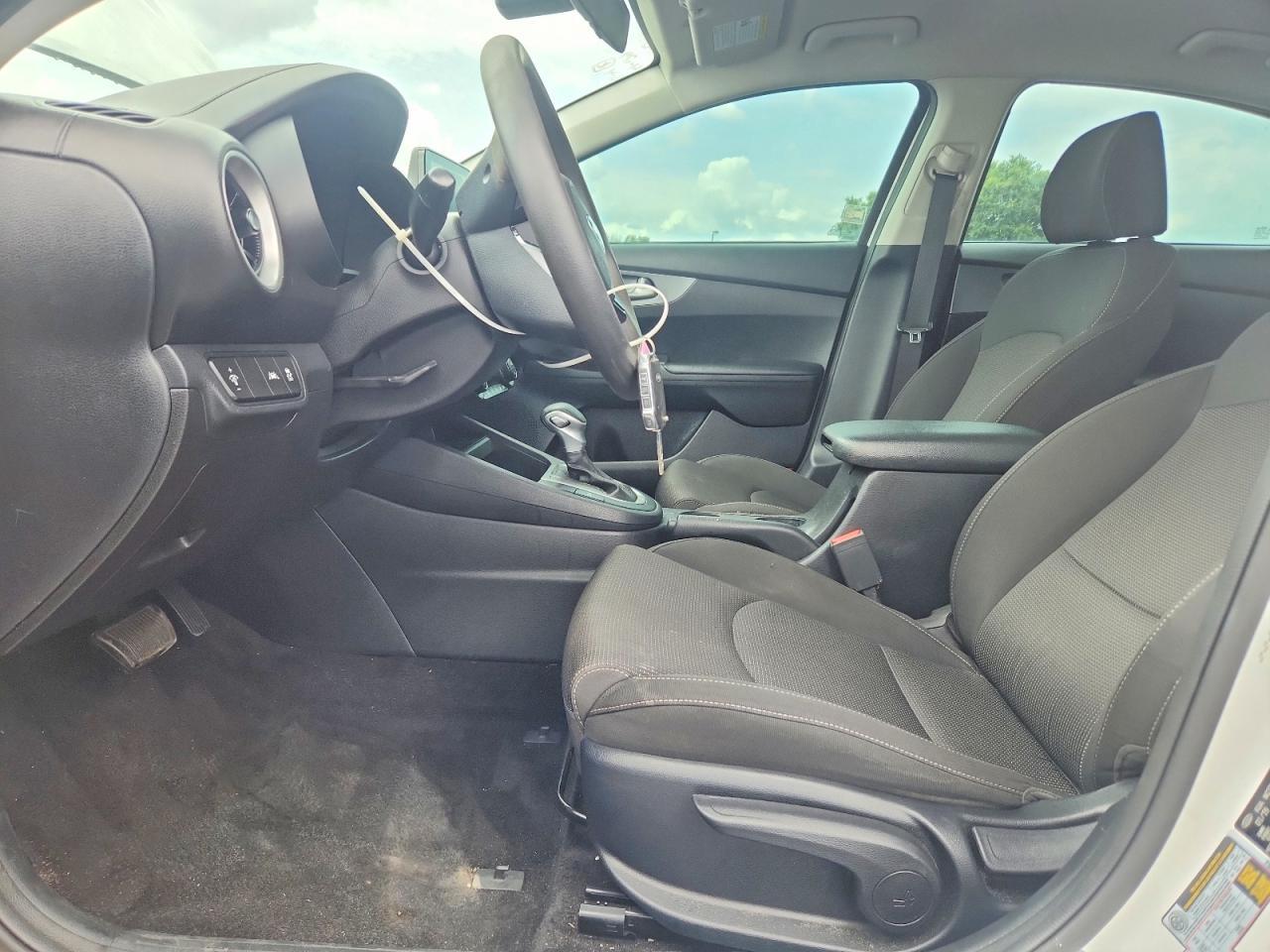 2019 Kia Forte Lxs - Фото 7