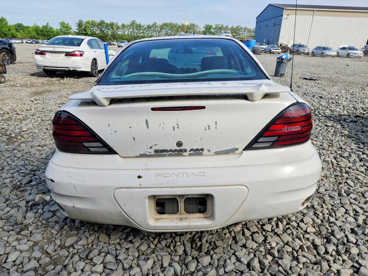 2003 Pontiac Grand Am Se - Image 6