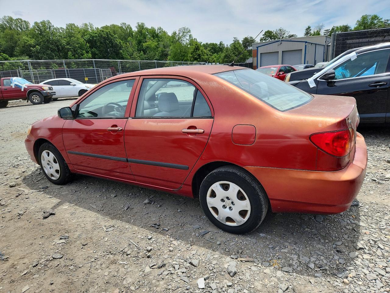 2003 Toyota Corolla Ce - Фото 2