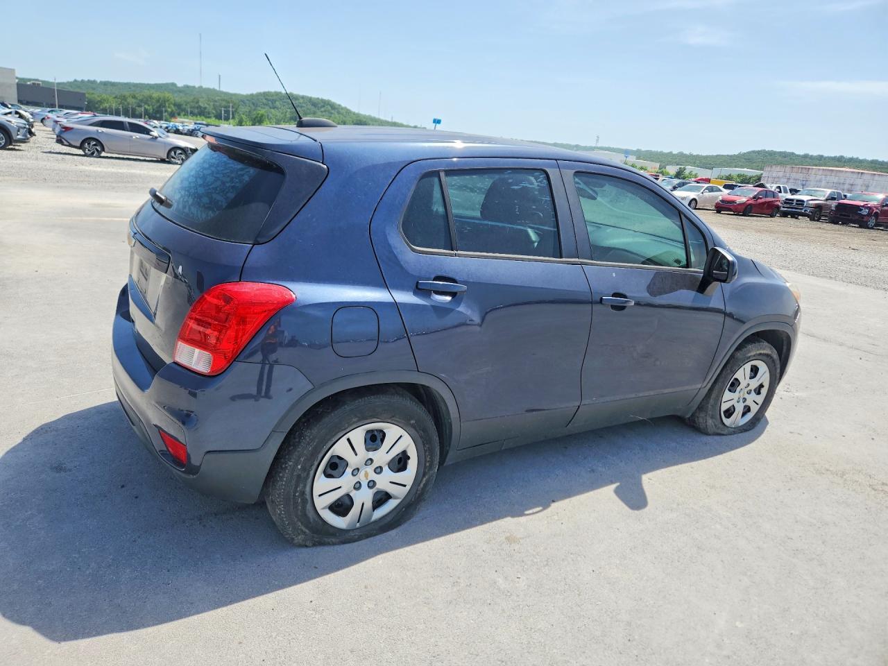 2018 Chevrolet Trax Ls - Фото 3