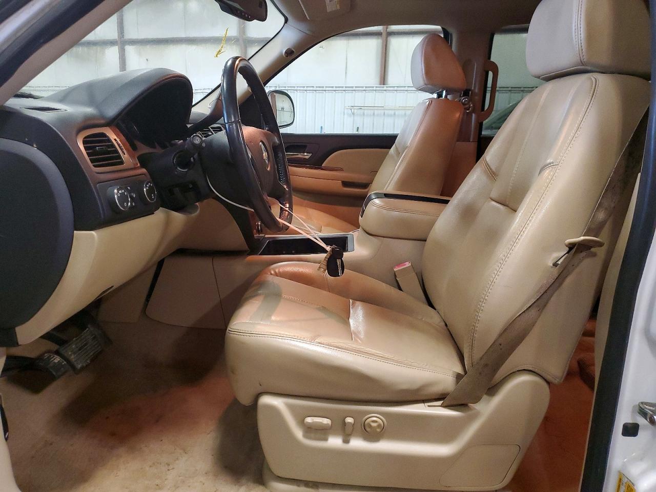 2007 Chevrolet Suburban K1500 - Фото 7