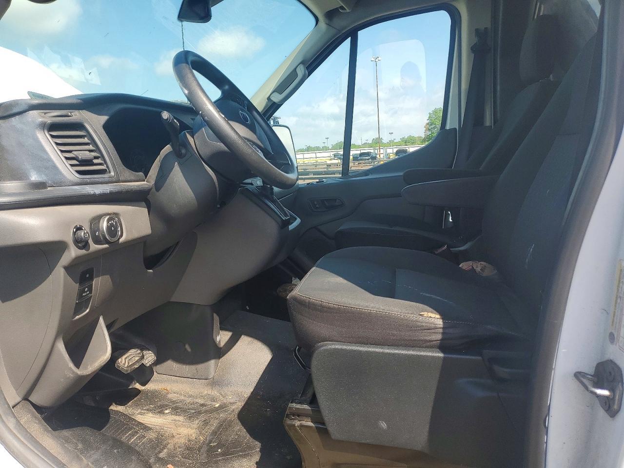 2021 Ford Transit T-250 - Фото 7