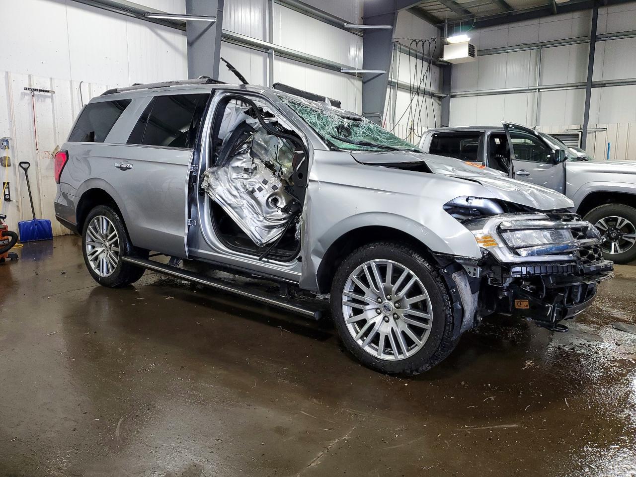 2022 Ford Expedition Limited - Фото 4