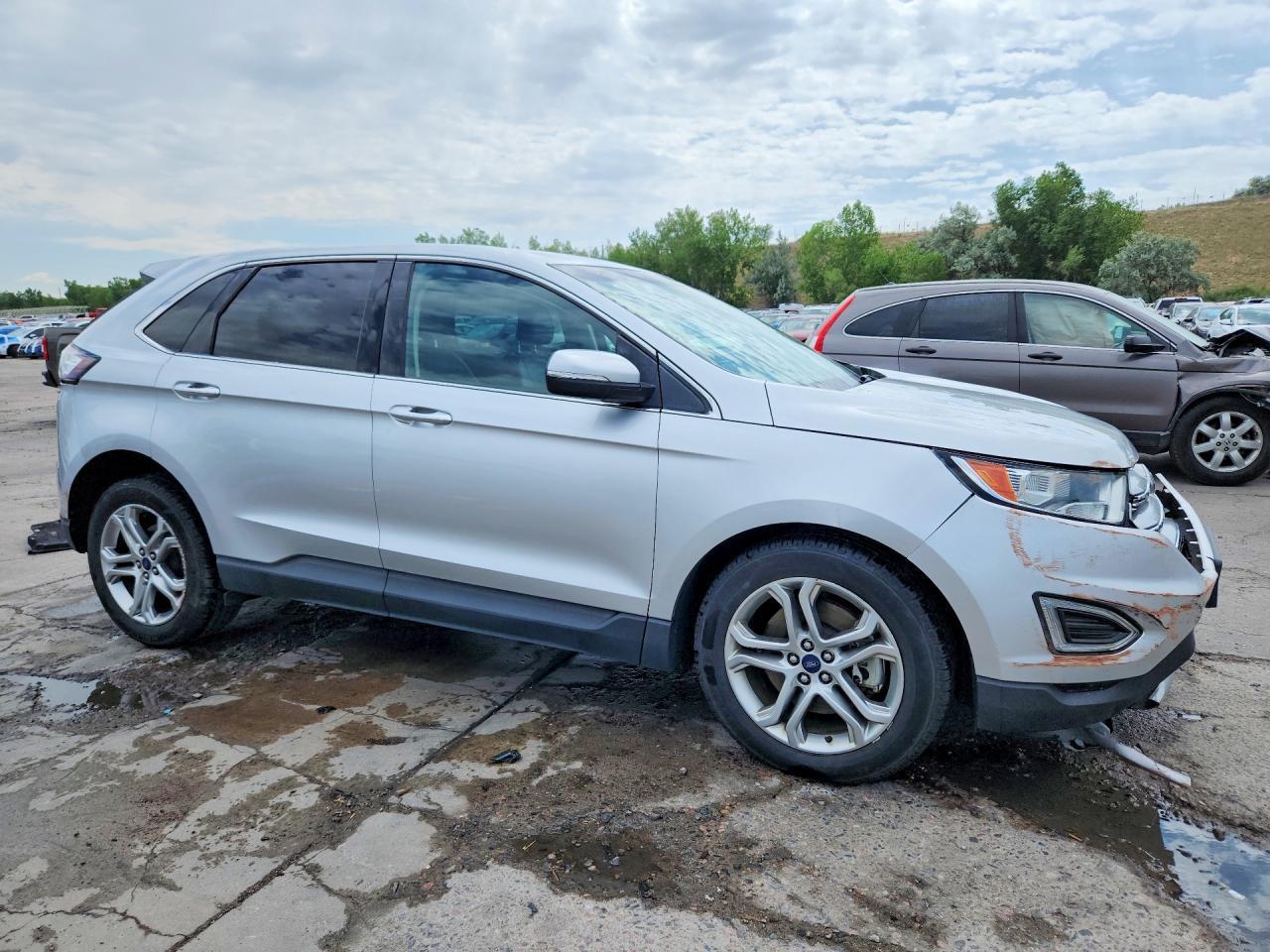 2017 Ford Edge Titanium - Фото 4