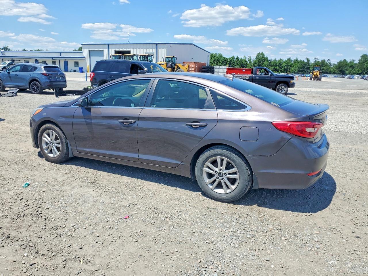 2016 Hyundai Sonata Se - Фото 2