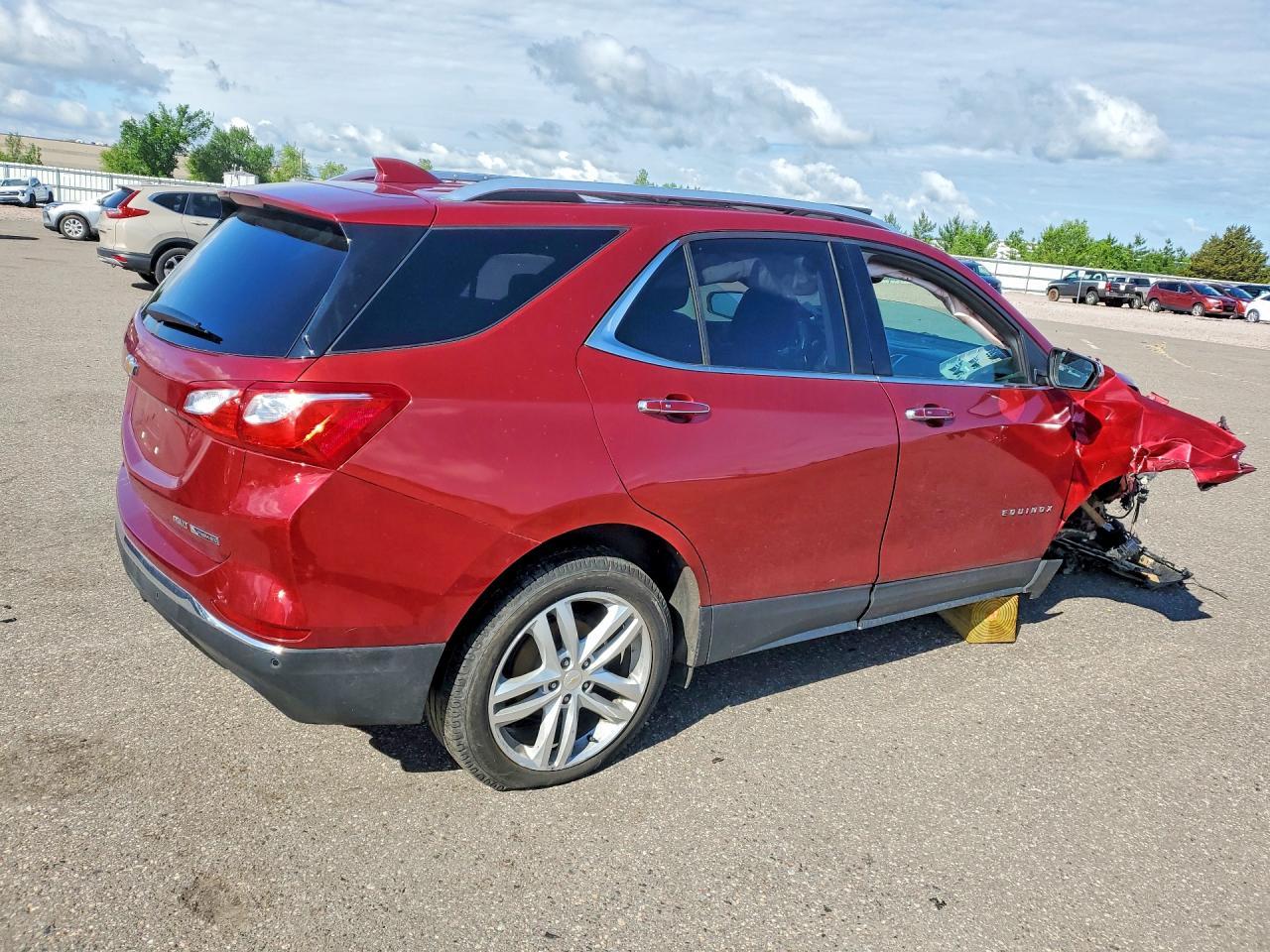 2018 Chevrolet Equinox Premier - Фото 3