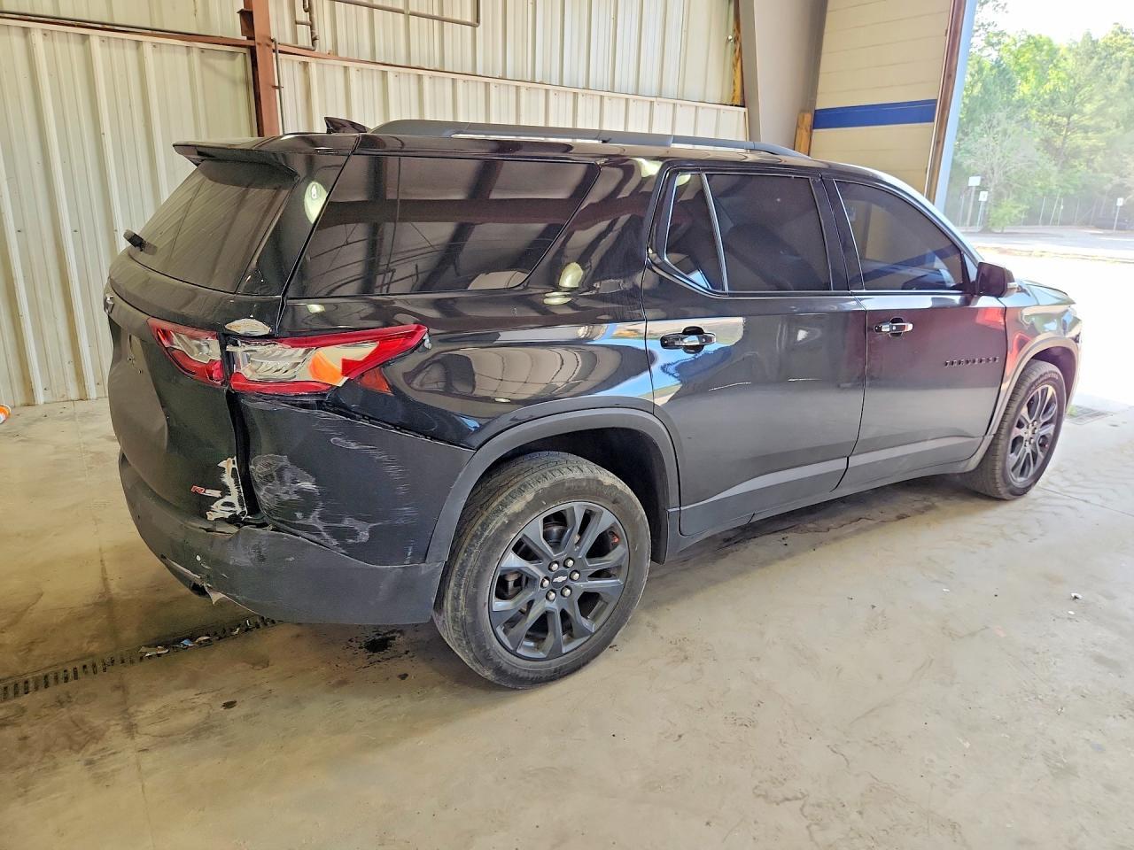 2021 Chevrolet Traverse Rs - Фото 3