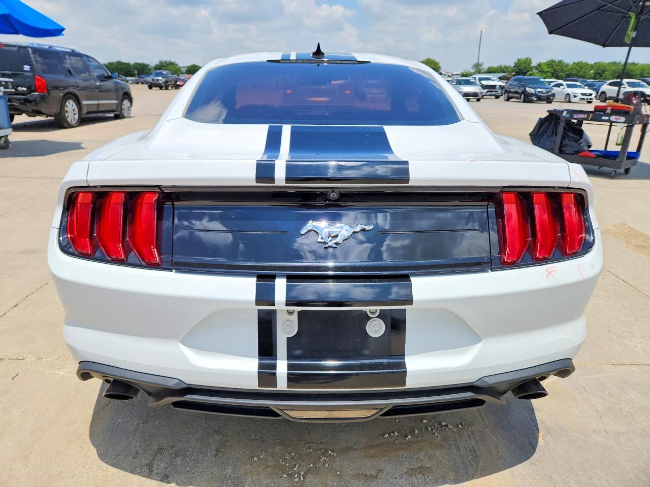 2022 Ford Mustang - Image 6