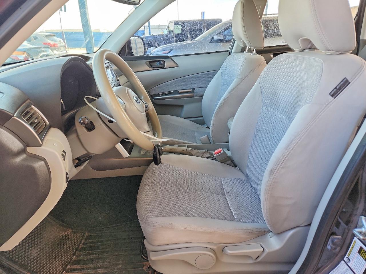 2011 Subaru Forester 2.5X - Фото 7