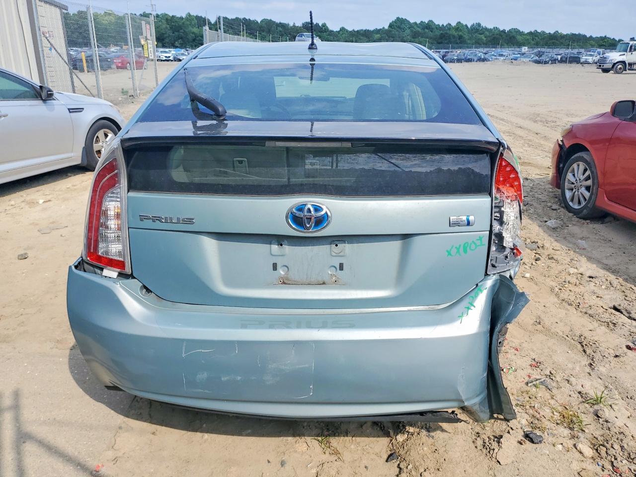 2012 Toyota Prius Two - Image 6