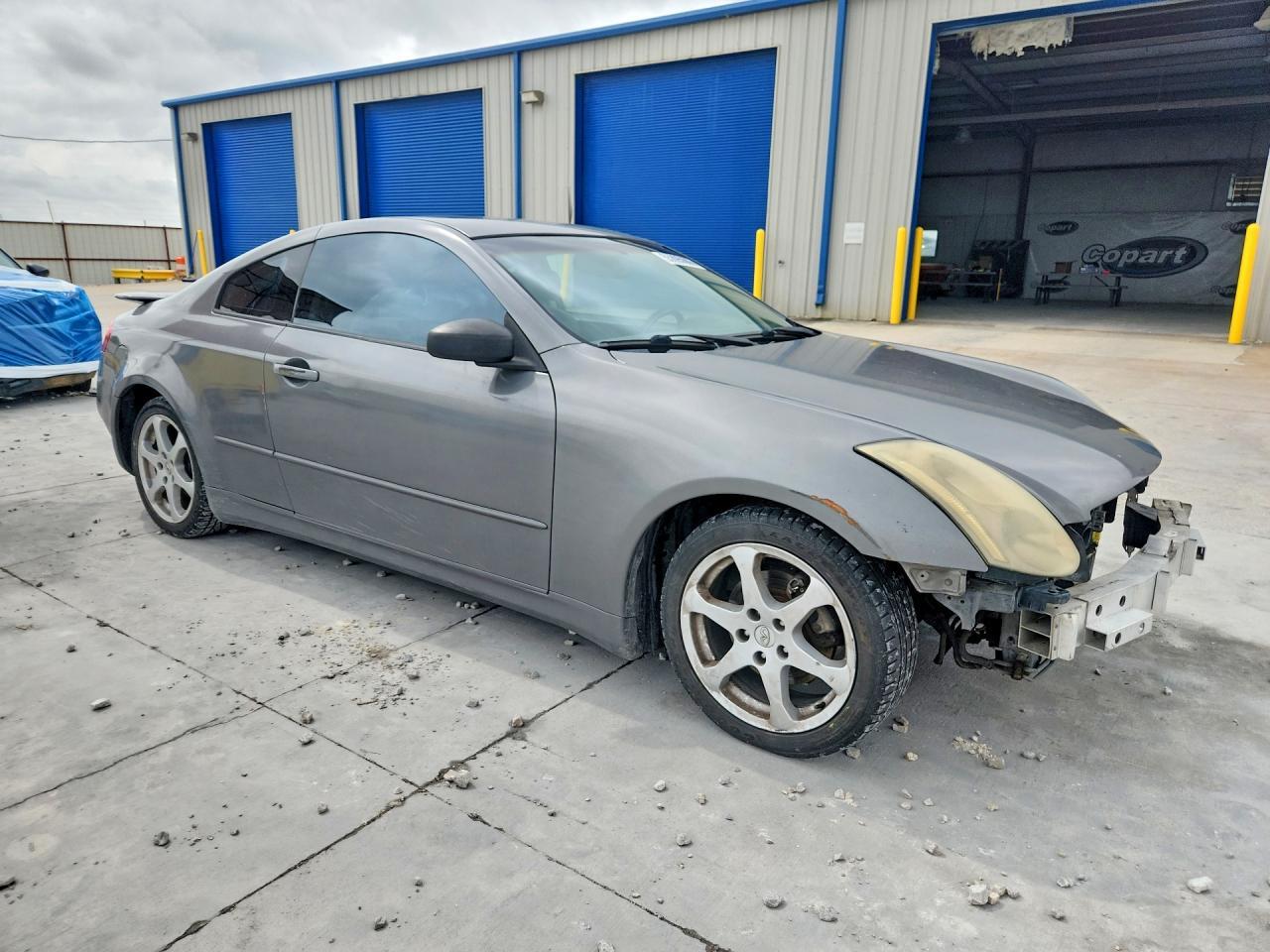 2003 Infiniti G35 Base - Image 4