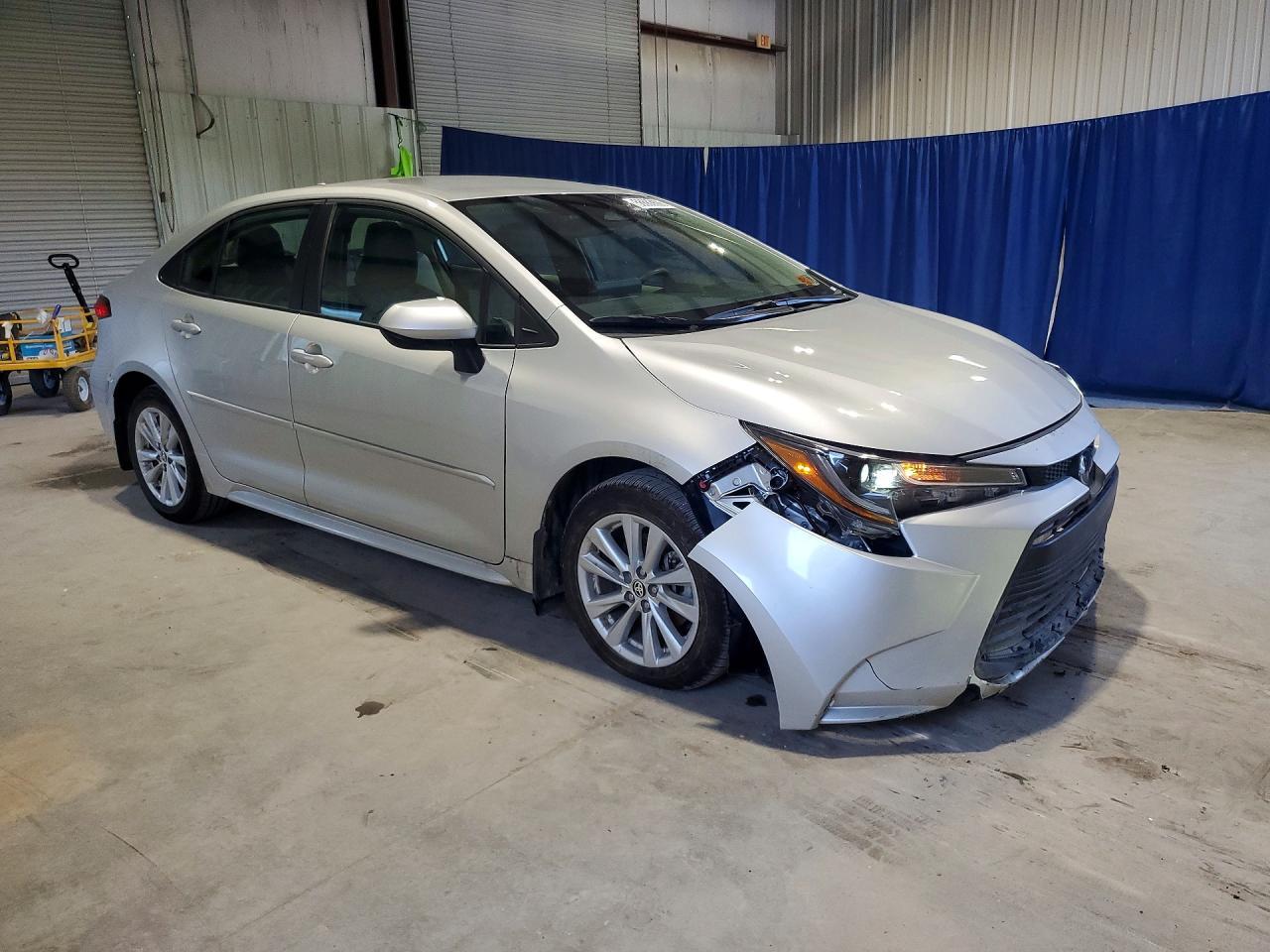 2025 Toyota Corolla Le - Фото 4