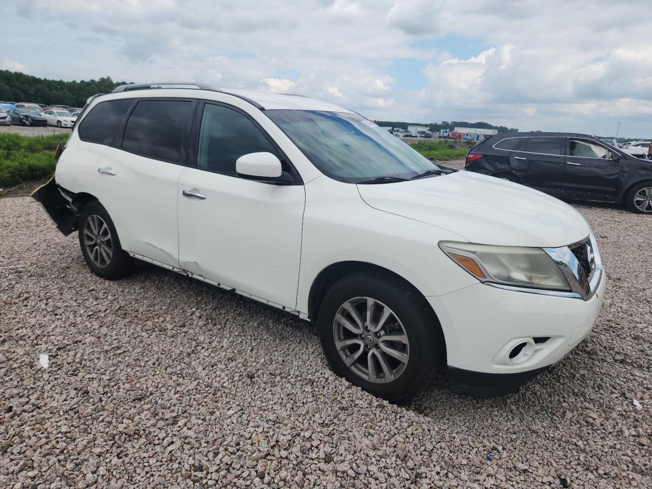 2016 Nissan Pathfinder S - Фото 4