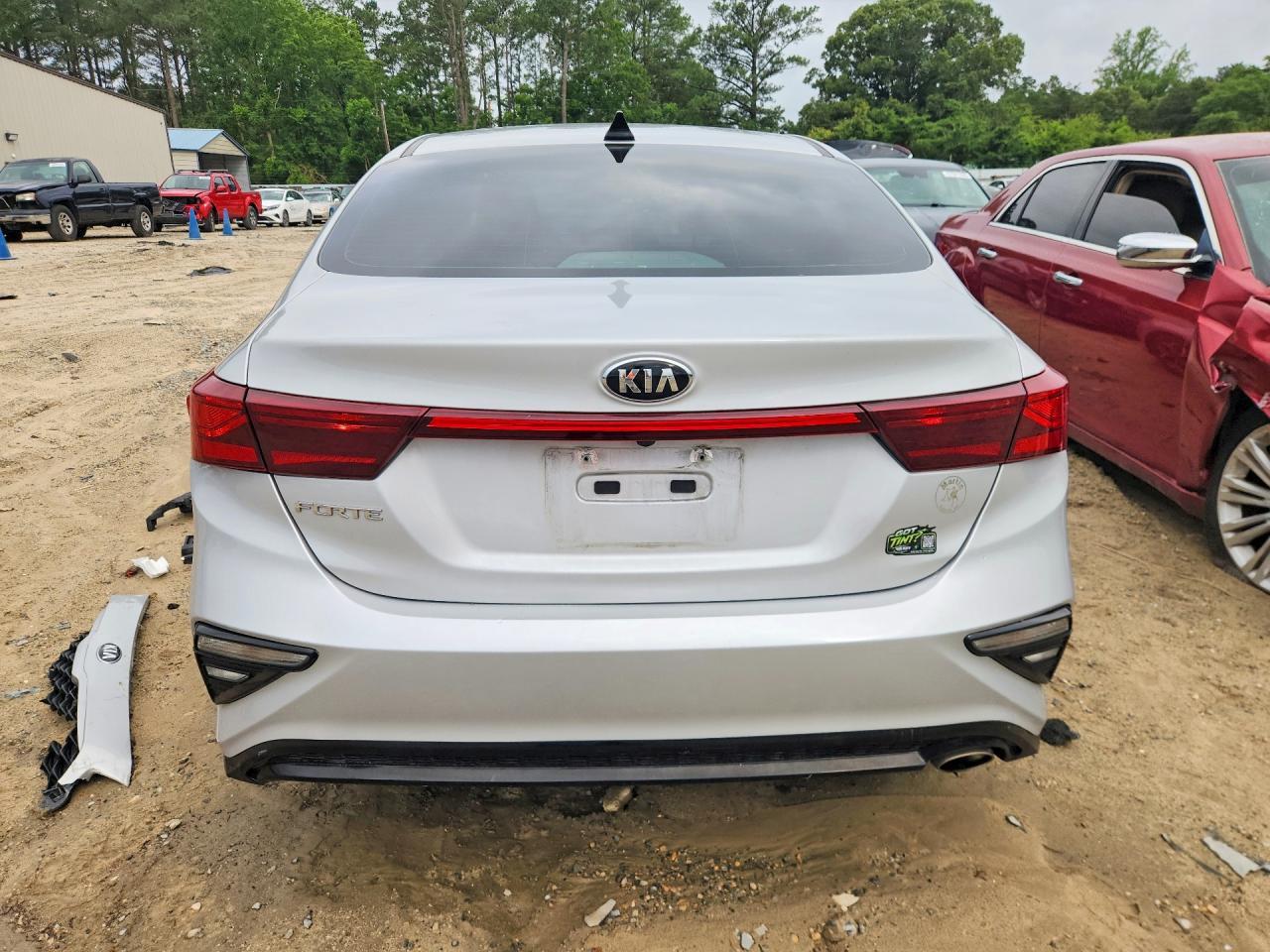 2021 Kia Forte Lxs - Image 6