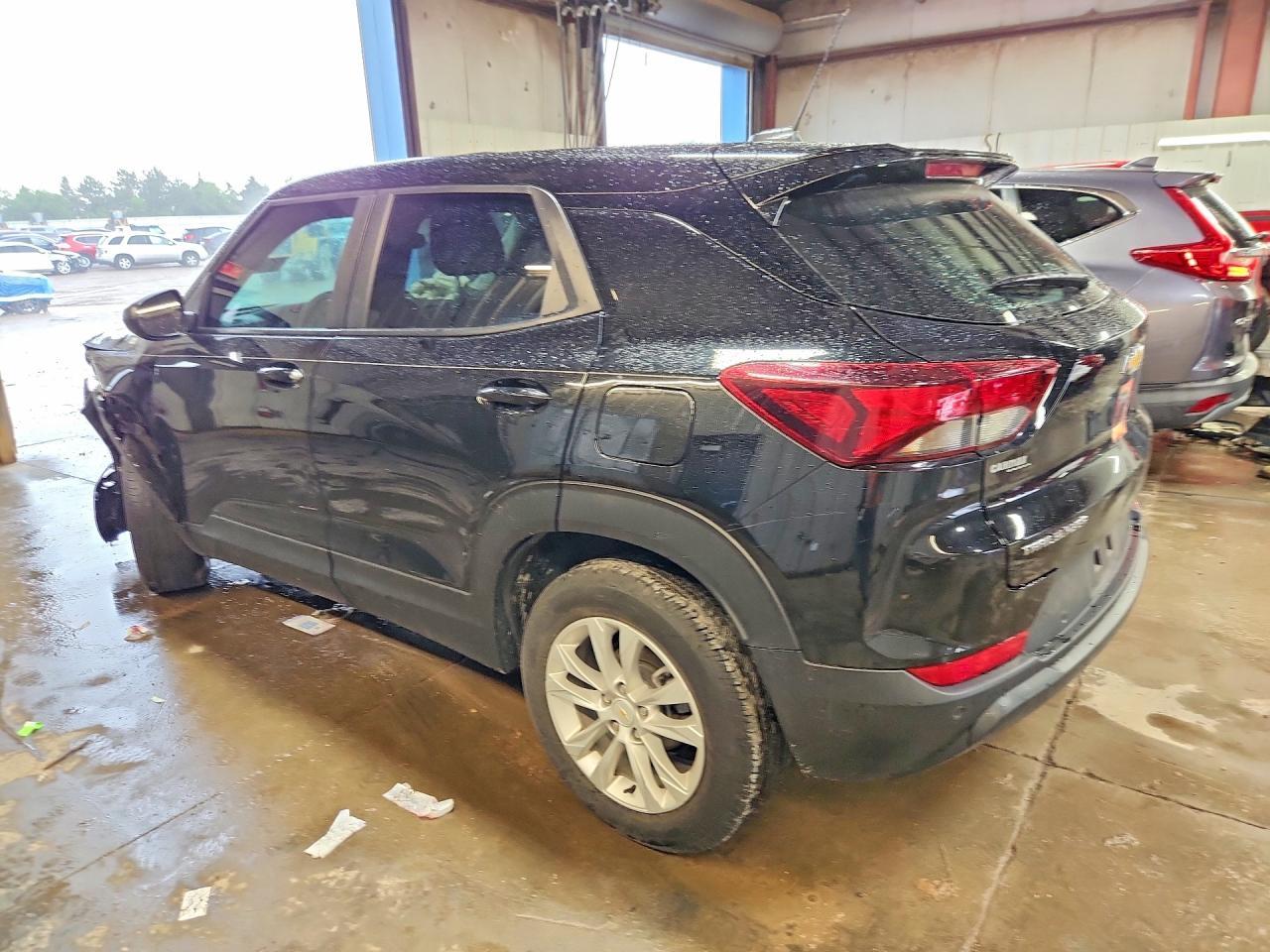 2022 Chevrolet Trailblazer Ls - Фото 2