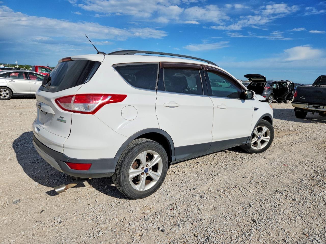 2014 Ford Escape Se - Фото 3