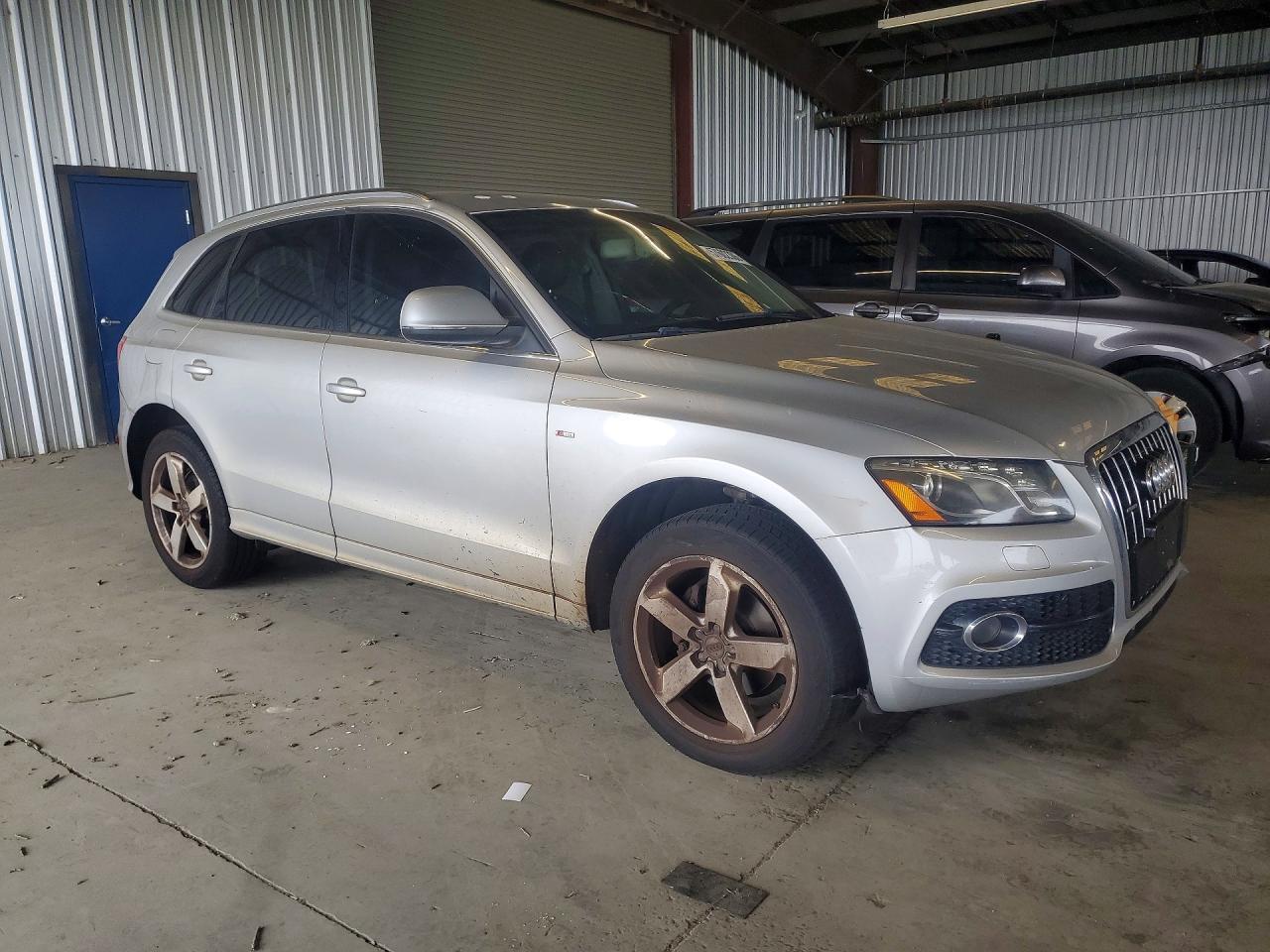 2011 Audi Q5 Premium Plus - Фото 4