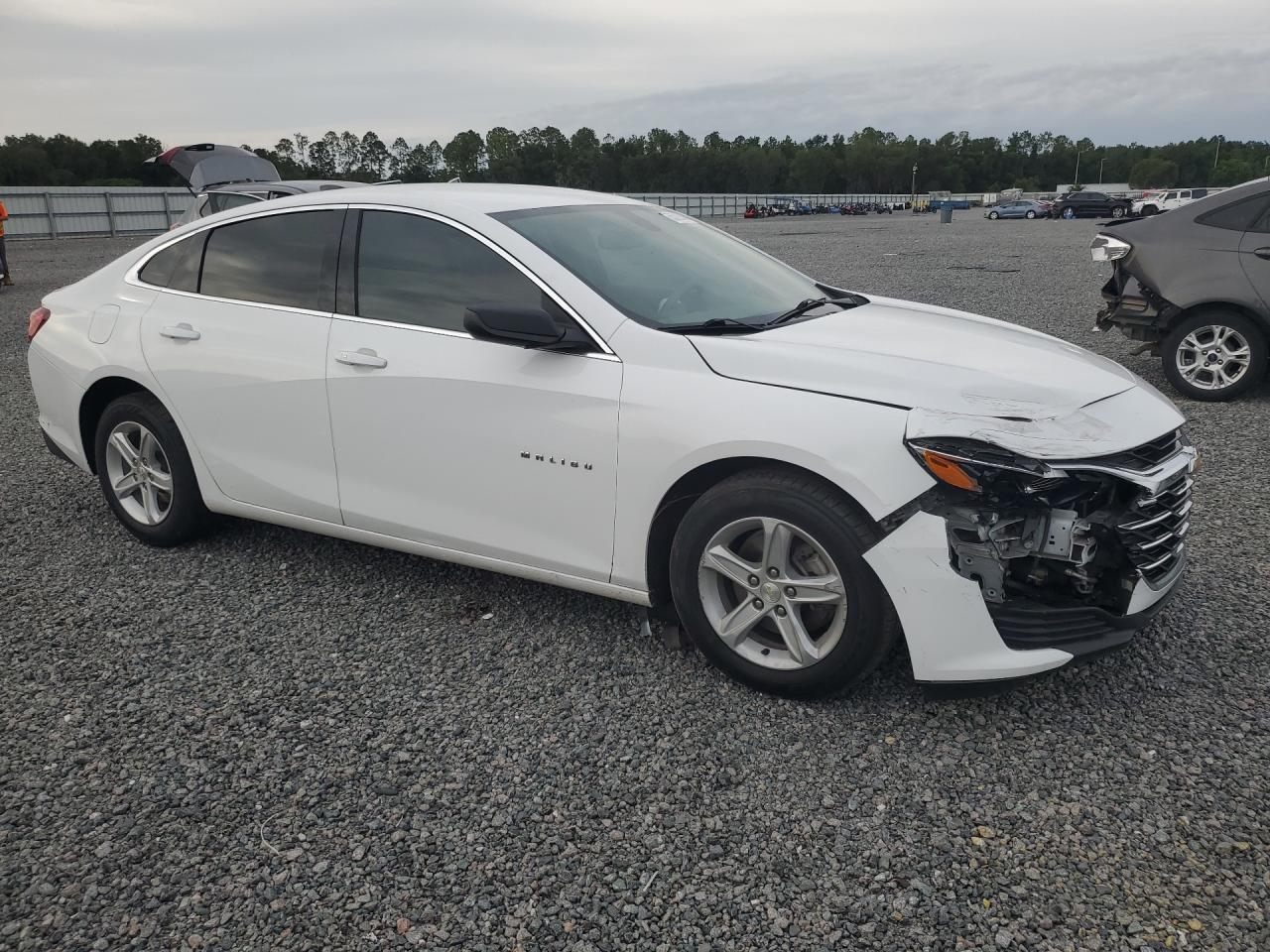 2020 Chevrolet Malibu Ls - Image 4
