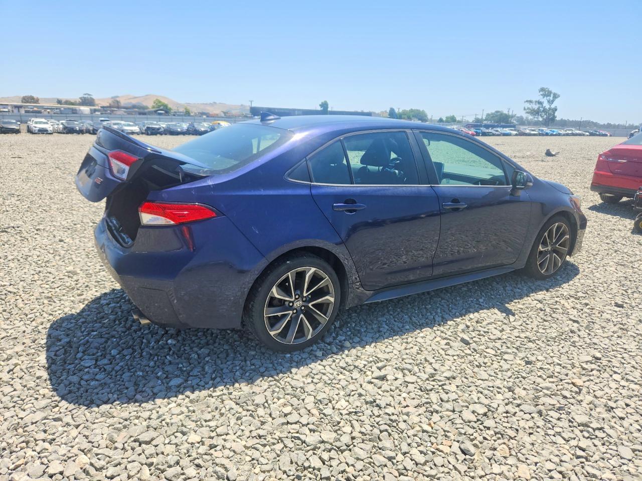 2020 Toyota Corolla Se - Фото 3