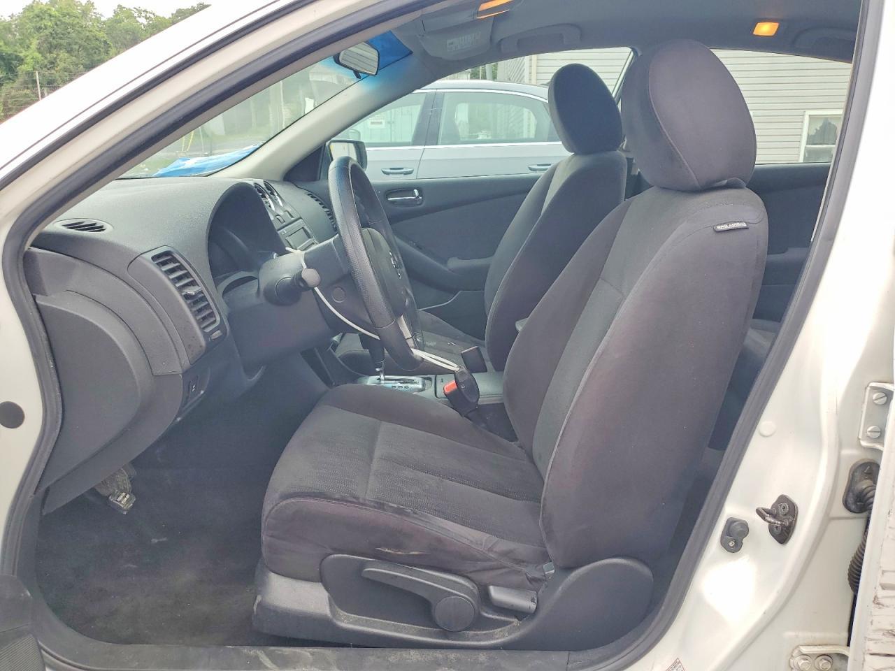 2010 Nissan Altima 2.5 - Фото 7