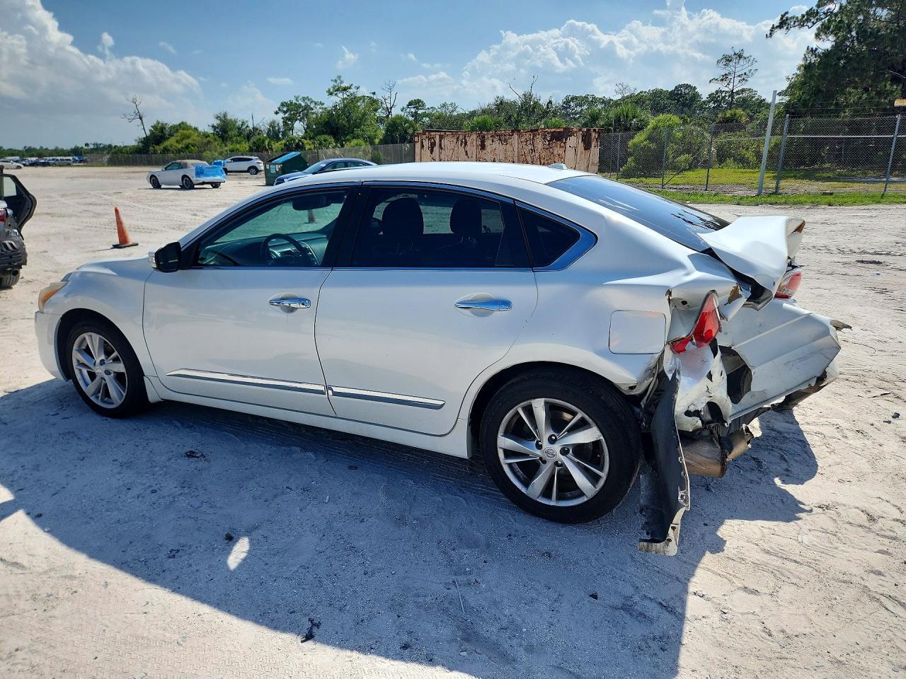 2015 Nissan Altima 2.5 Sl - Фото 2