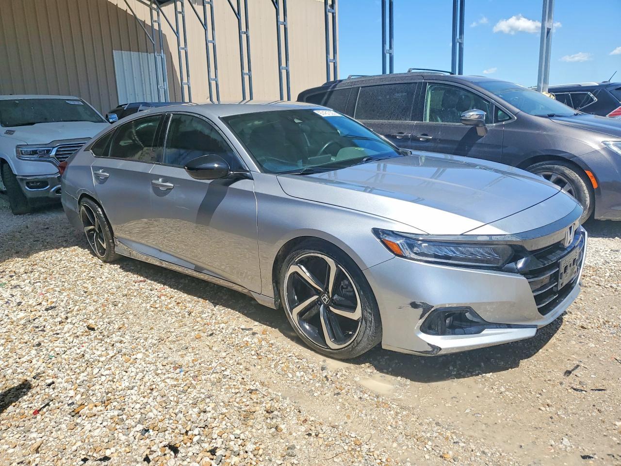 2022 Honda Accord Sport - Image 4
