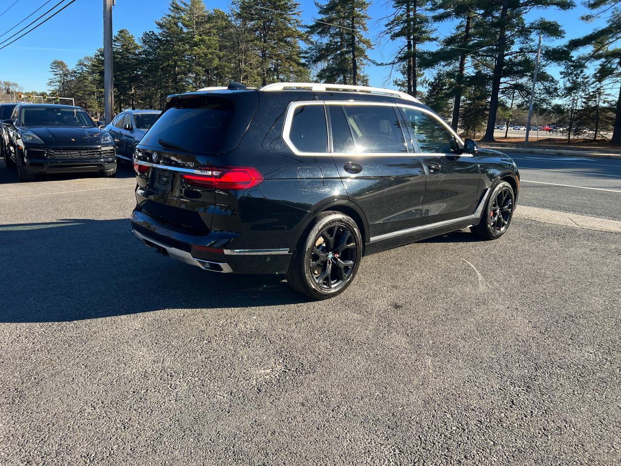 2020 BMW X7 xDrive40I - Фото 4