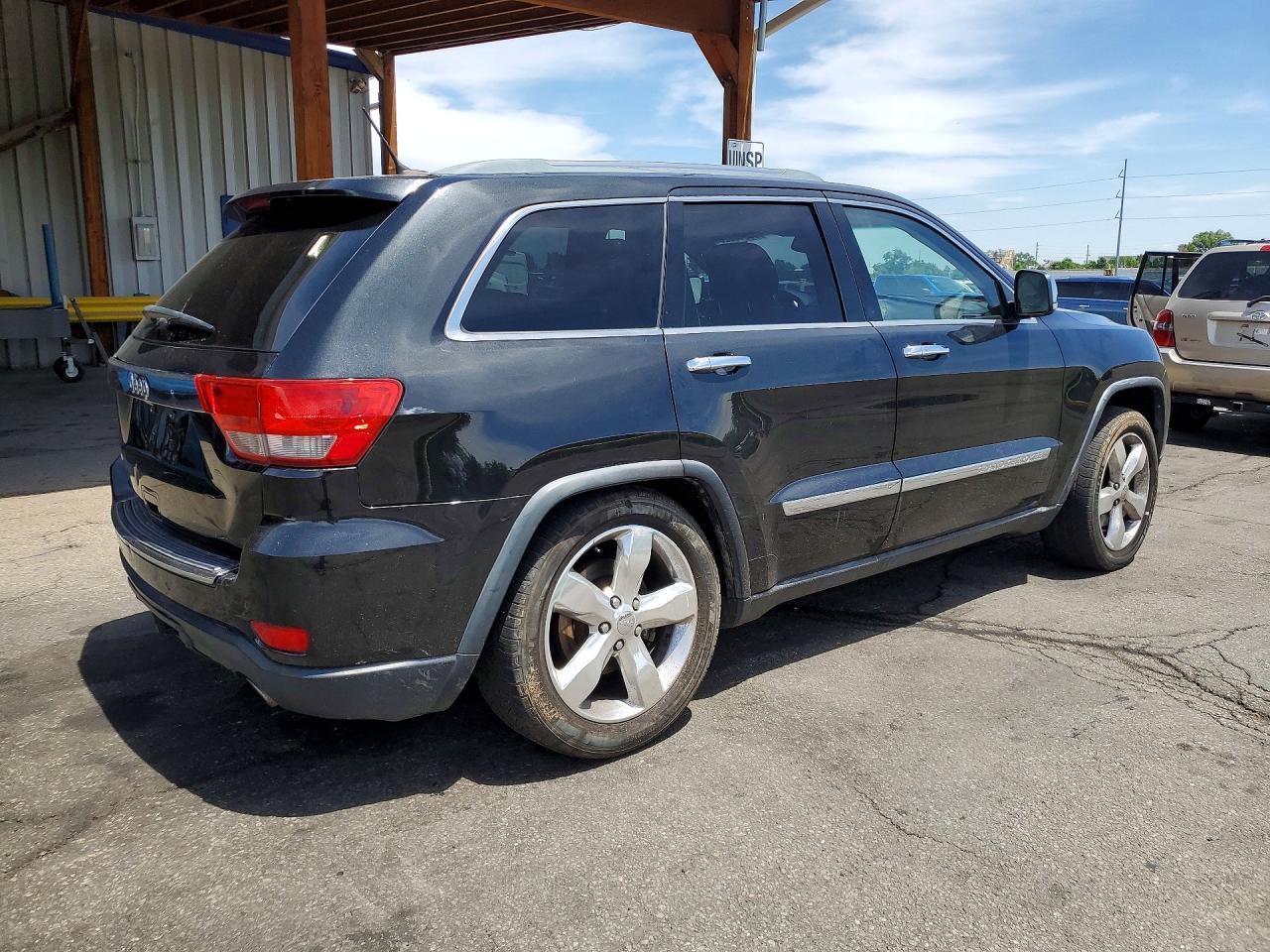 2012 Jeep Grand Cherokee Overland - Фото 3