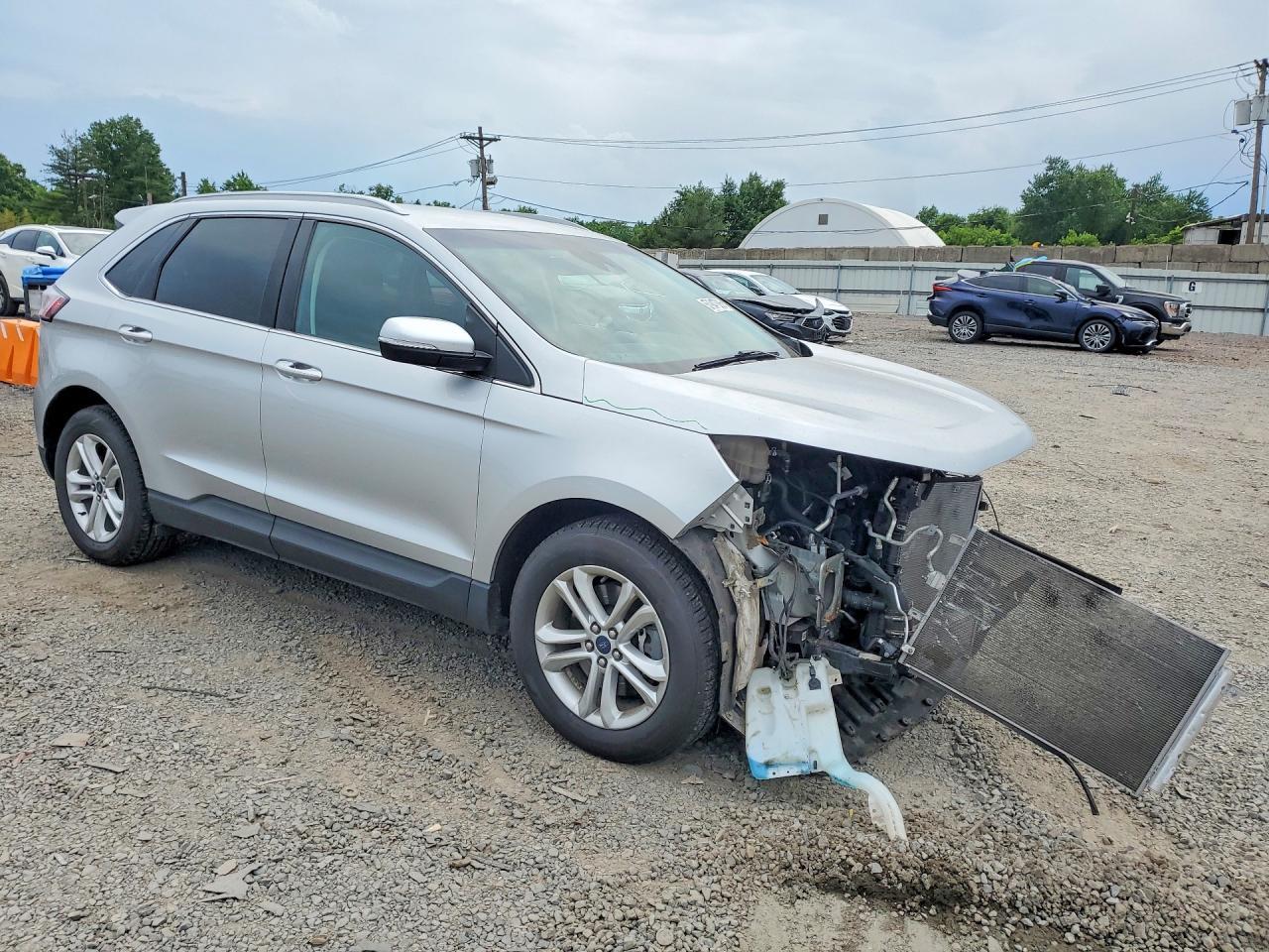 2019 Ford Edge Sel - Image 4
