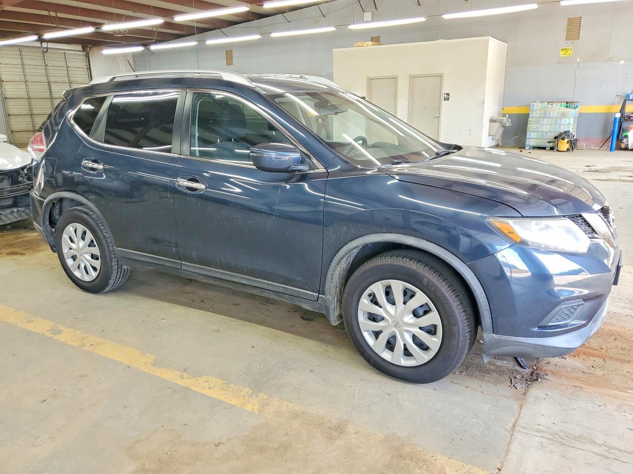 2016 Nissan Rogue S - Фото 4