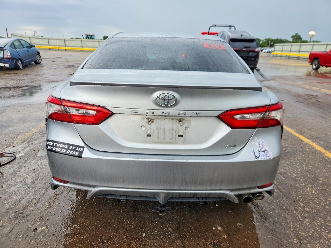 2018 Toyota Camry Se - Image 6