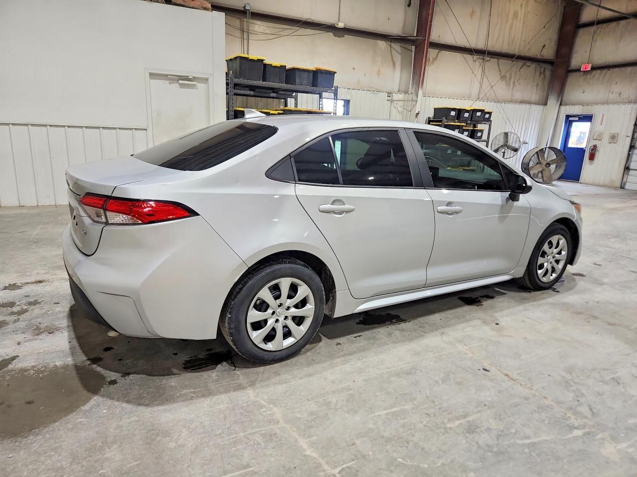 2024 Toyota Corolla Le - Фото 3