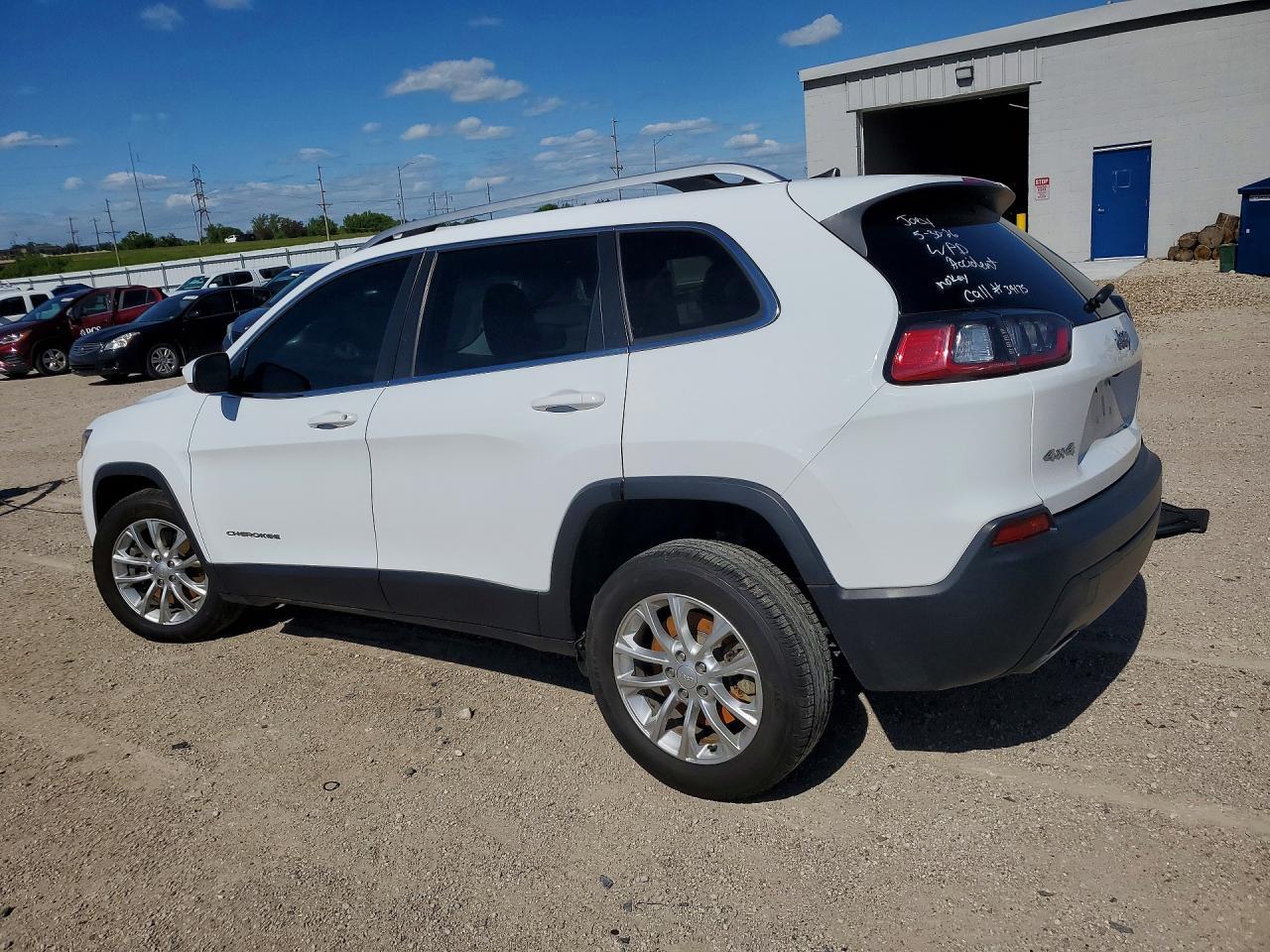 2019 Jeep Cherokee Latitude - Фото 2