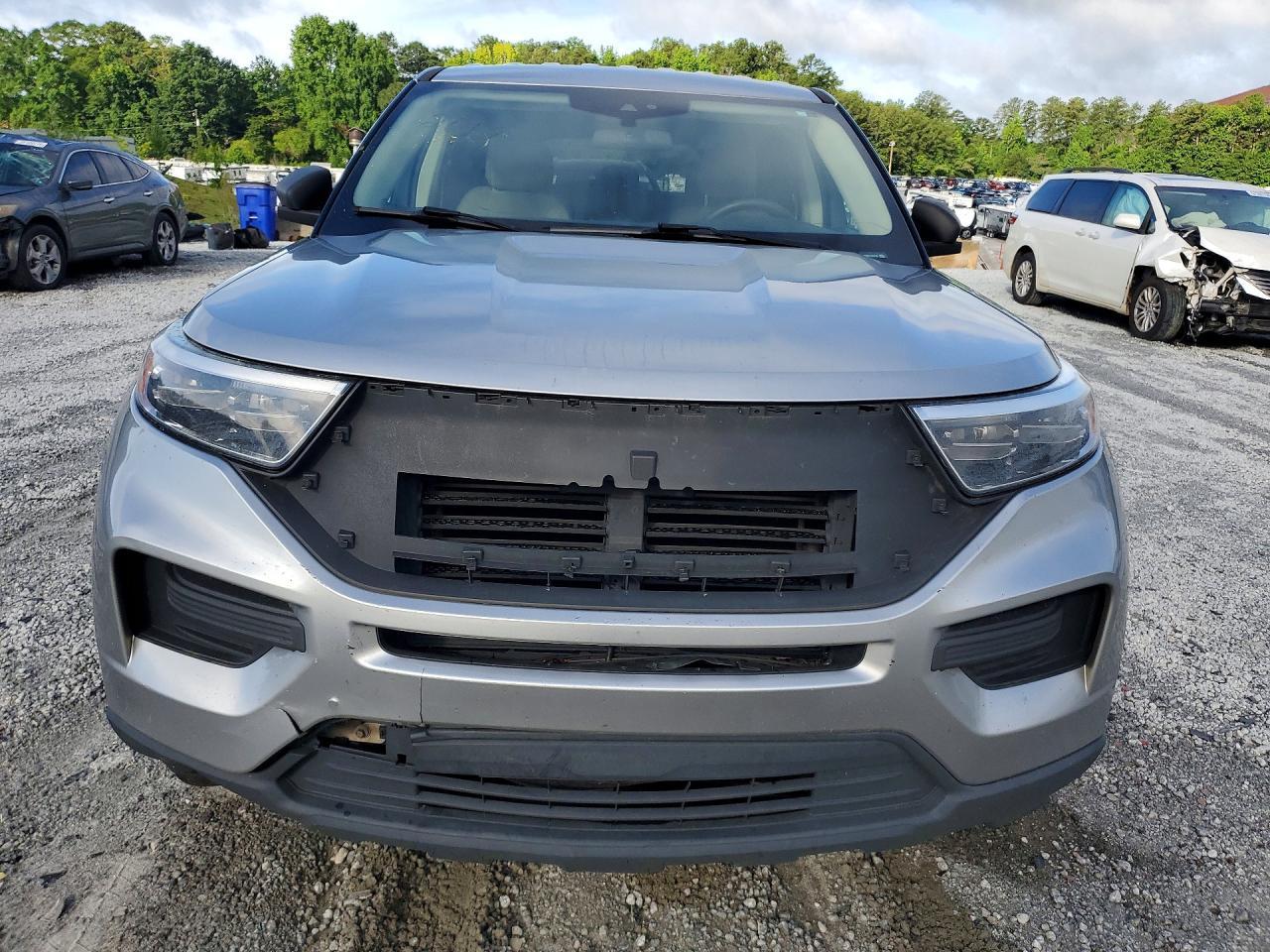2020 Ford Explorer - Image 5