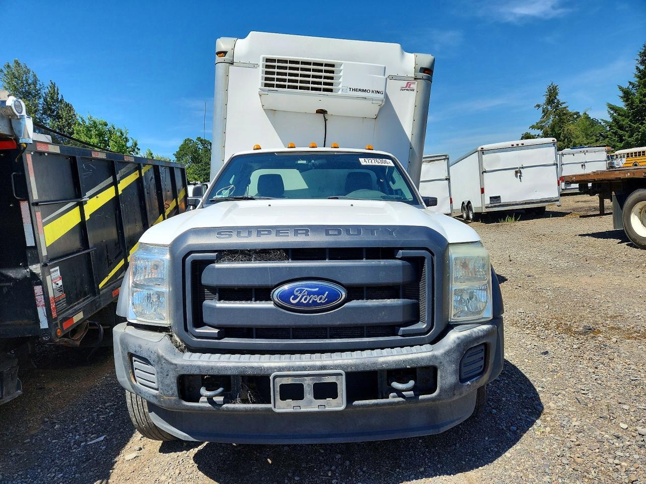 2016 Ford F550 Super Duty Refrigerated Box Truck - Image 5