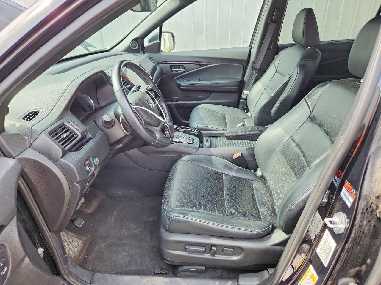 2021 Honda Passport Touring - Image 7