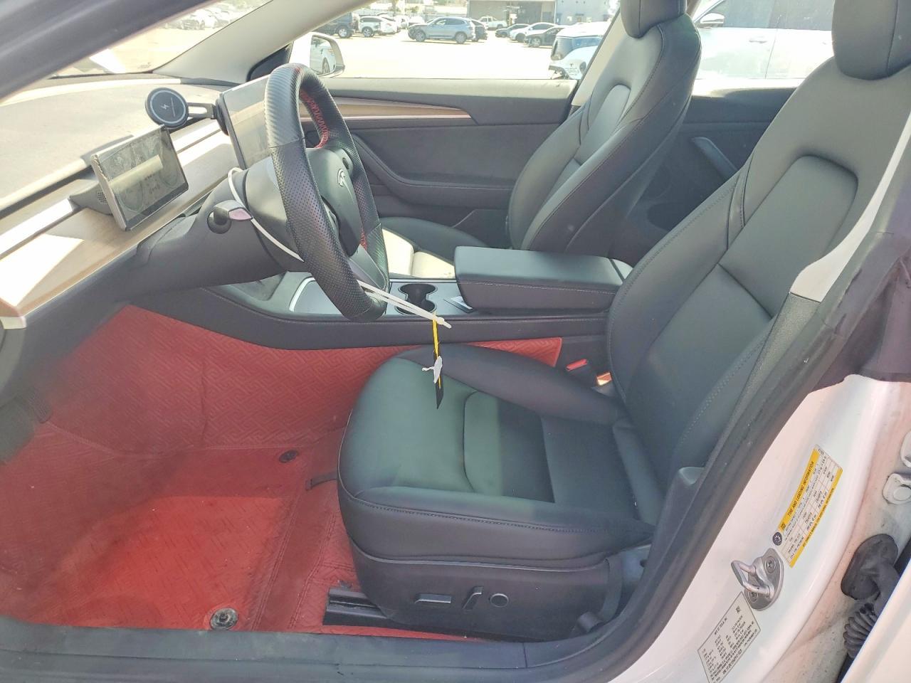 2023 Tesla Model 3 - Image 7