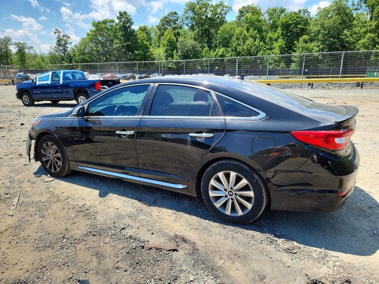 2017 Hyundai Sonata Sport - Image 2