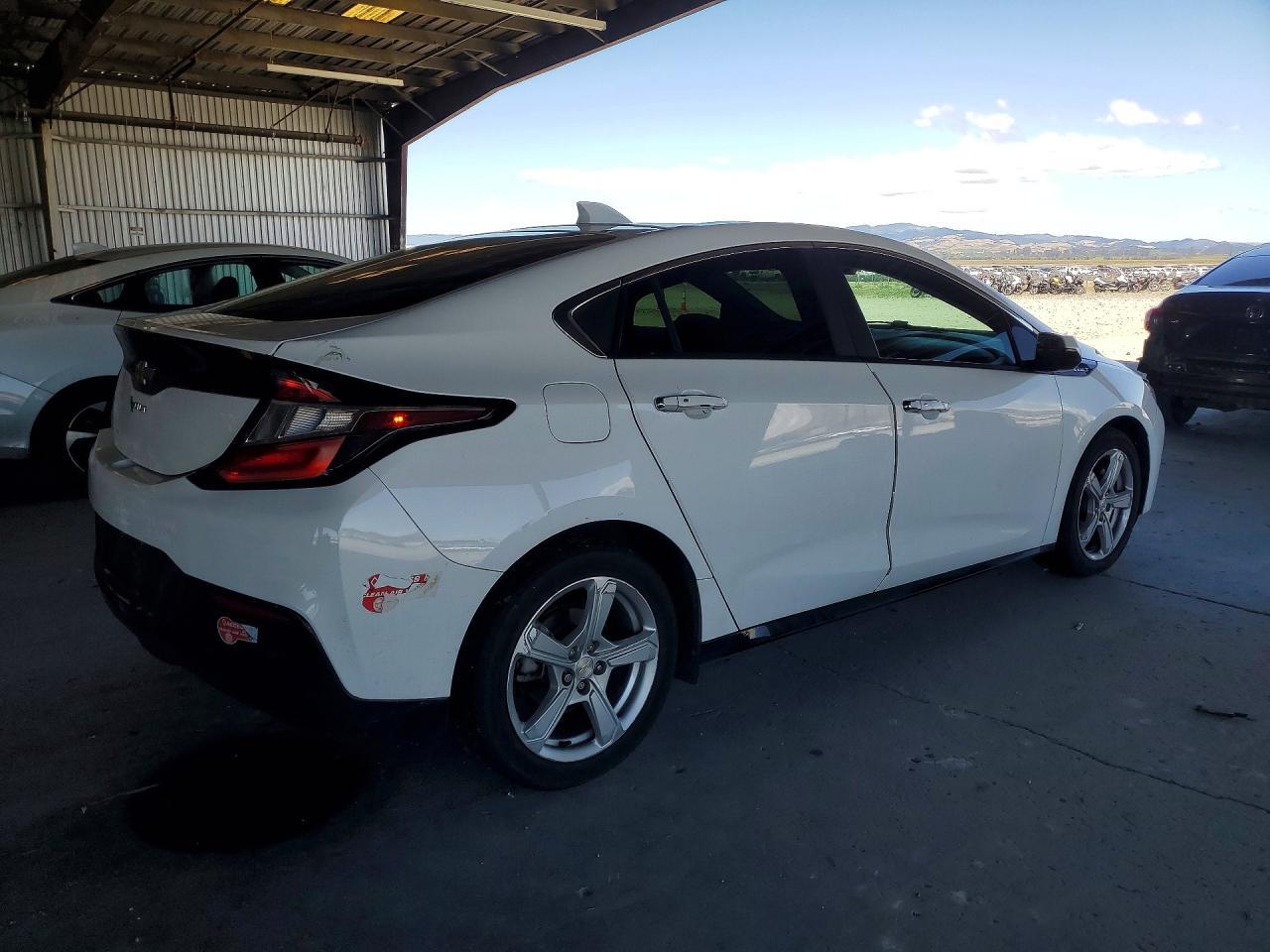 2017 Chevrolet Volt Lt - Фото 3