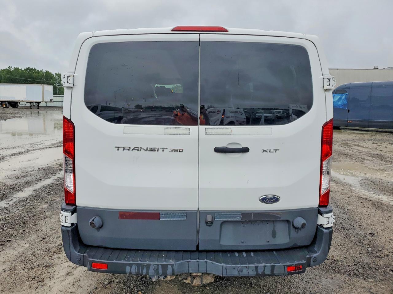 2015 Ford Transit T-350 - Фото 6