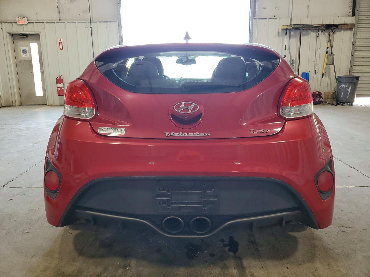 2015 Hyundai Veloster Turbo - Image 6